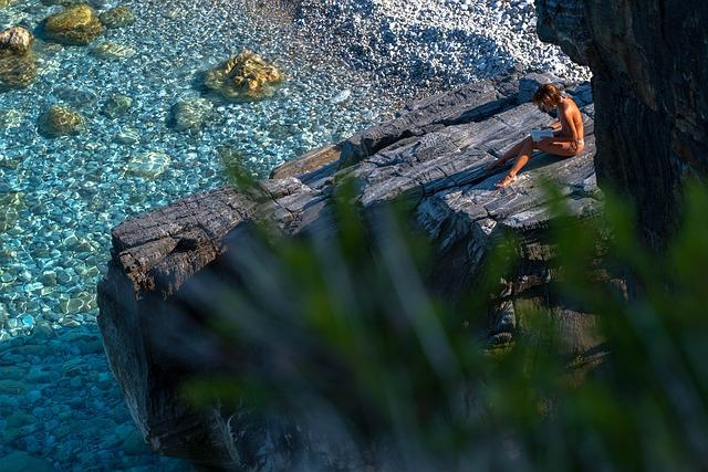 Romantické vyhlídky a procházky kolem Lago di Garda