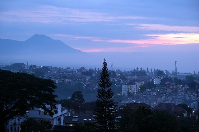 Bandung Indonésie: Kultura, Příroda a Historie v Jávě