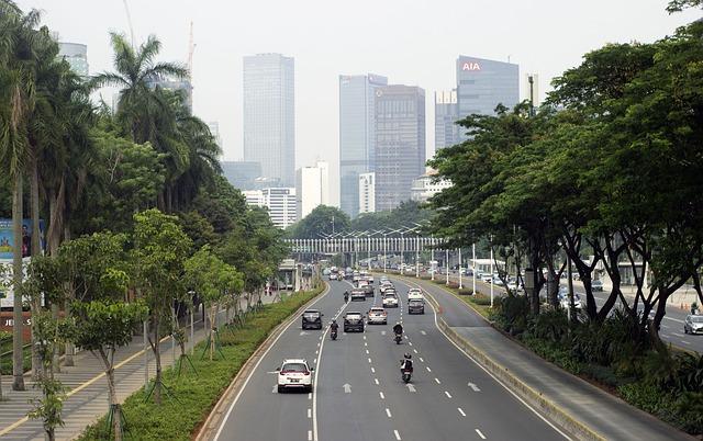 Jakarta vs. Vietnam: Doporučené atrakce a aktivity