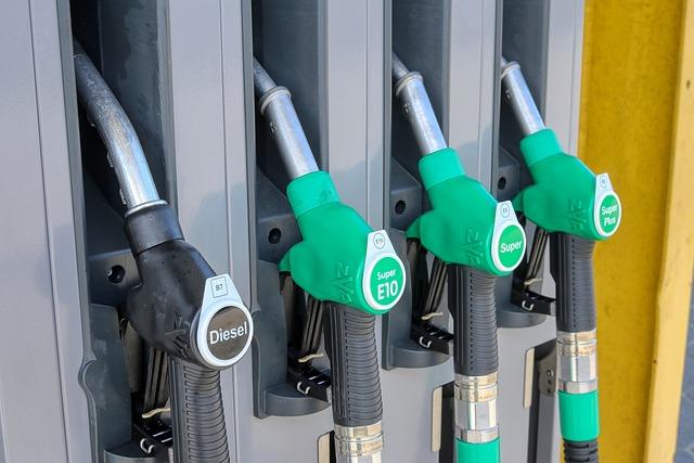 Které ⁣čerpací stanice​ nabízejí nejvýhodnější ceny⁢ benzinu v zemi?