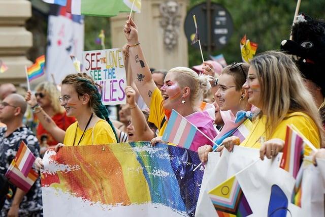 Doporučení pro LGBT jedince cestující do Indonésie